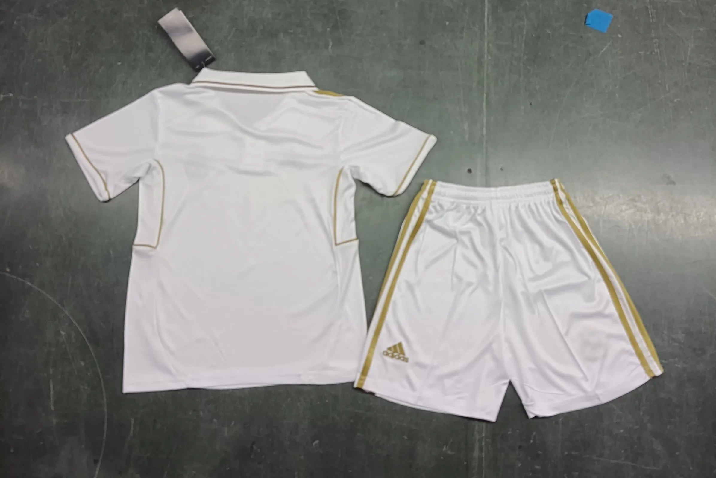 Real Madrid Retro KIDS 11/12