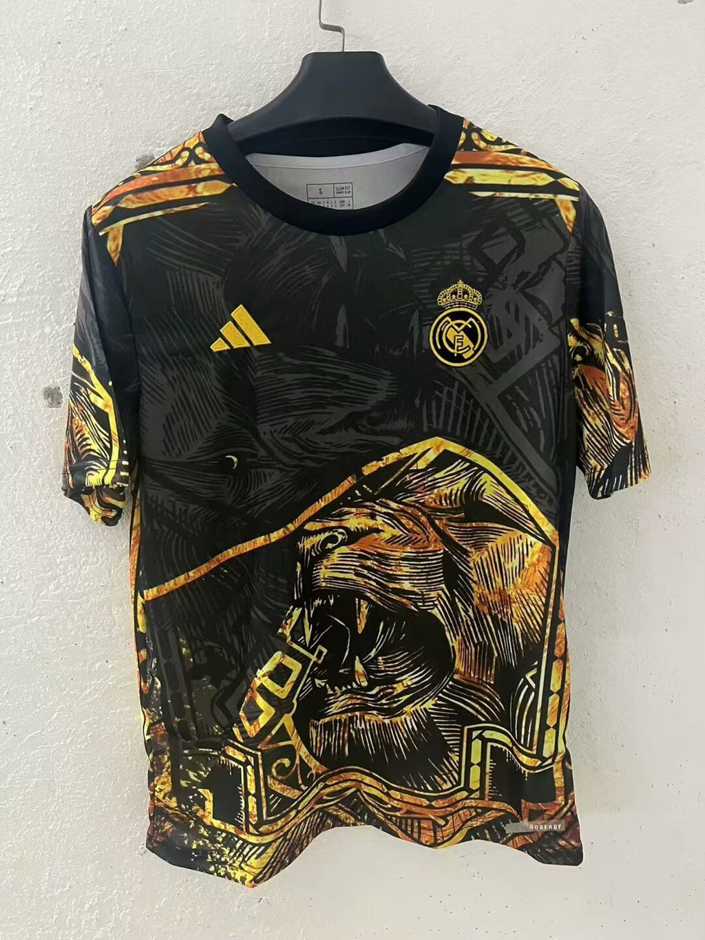 Real Madrid Special 'Lion'