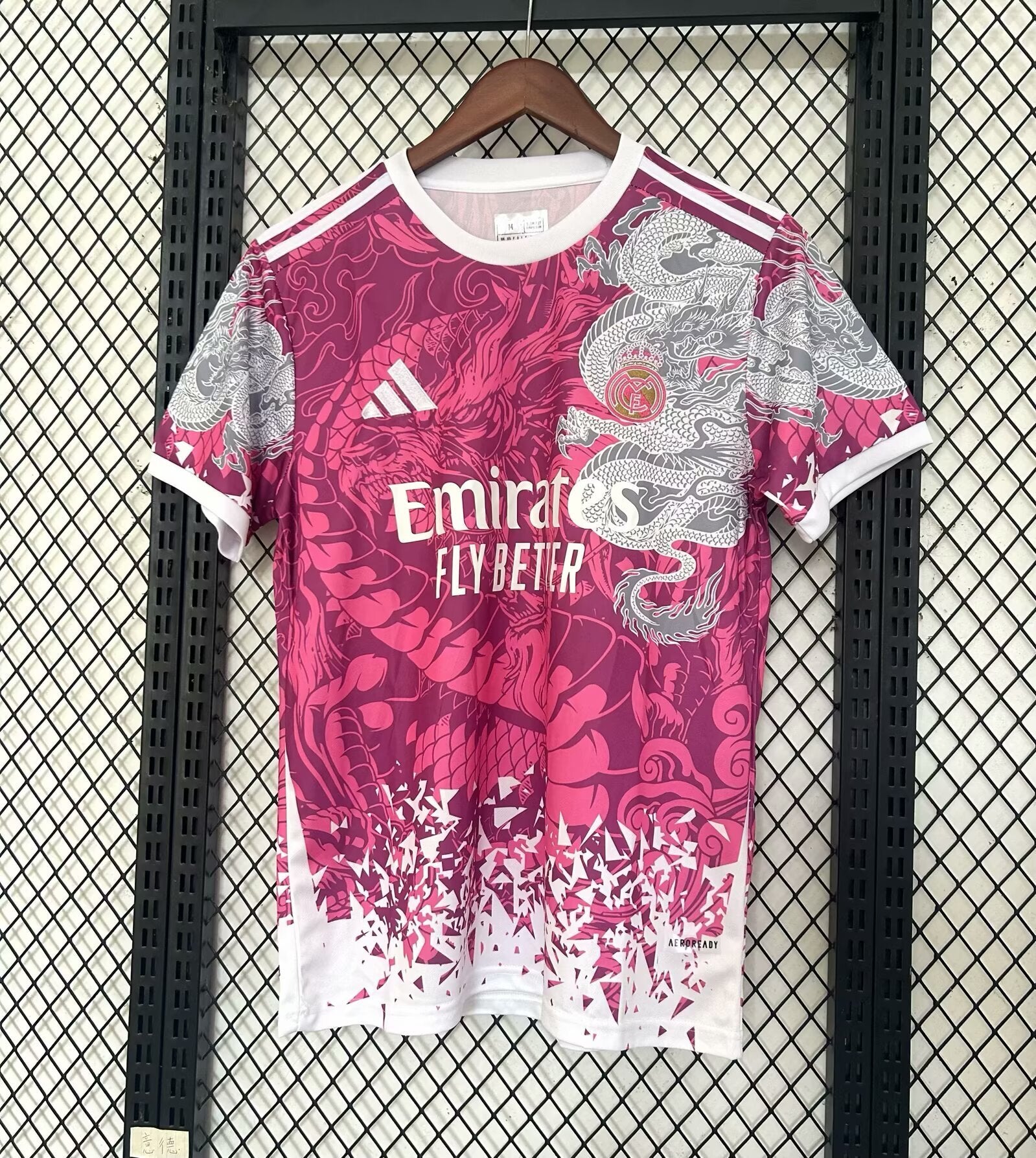 Real Madrid Special 'Pink Dragon'