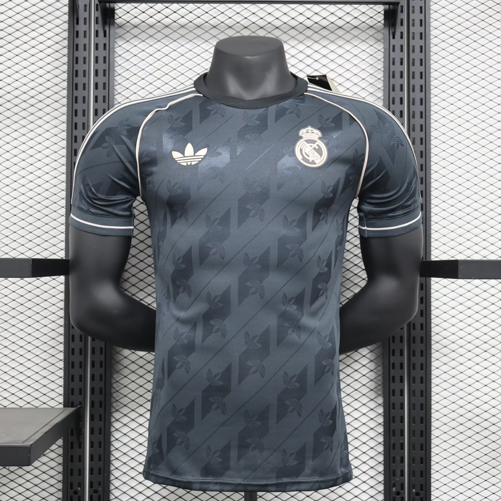 Real Madrid Retro