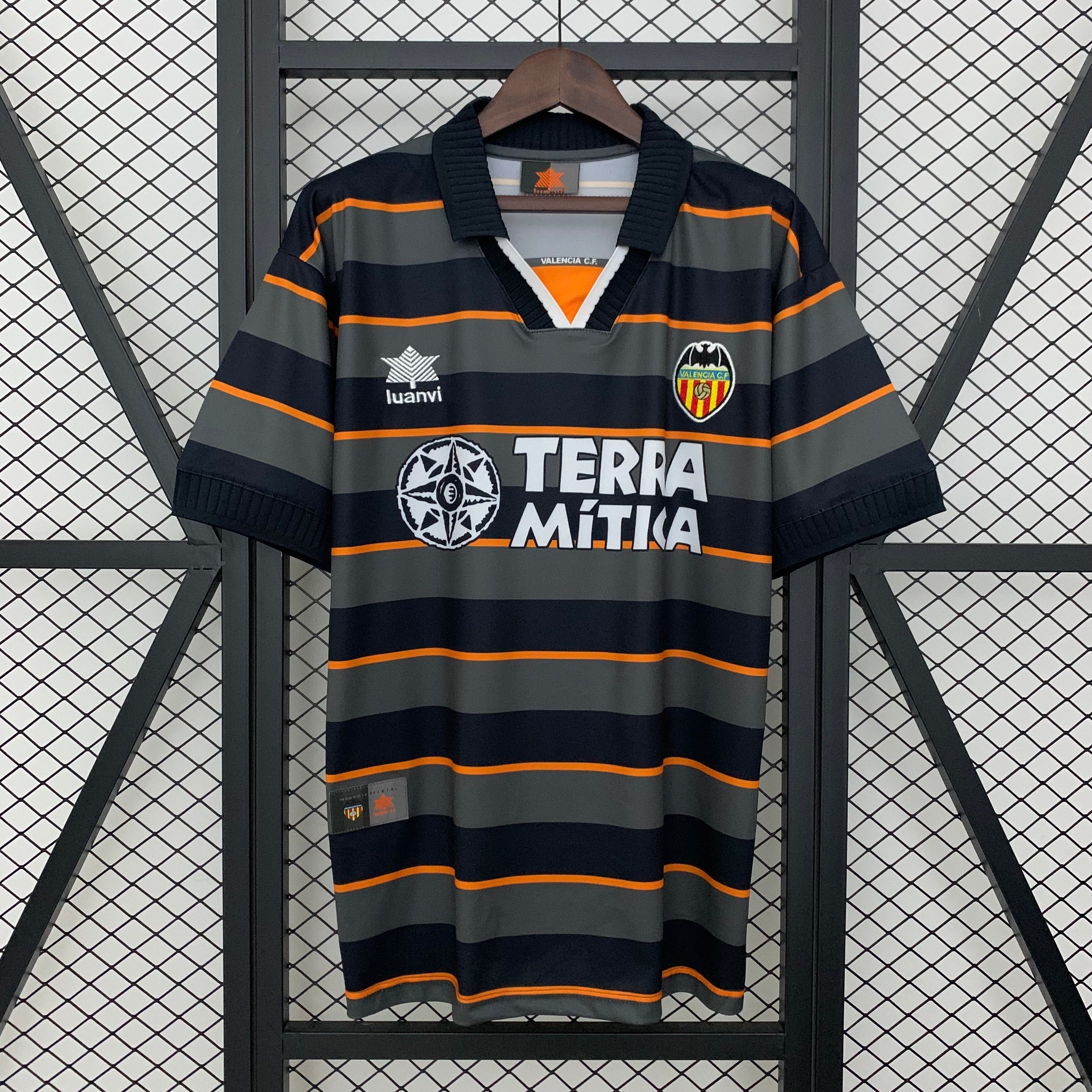 Valencia Away Retro 99/00