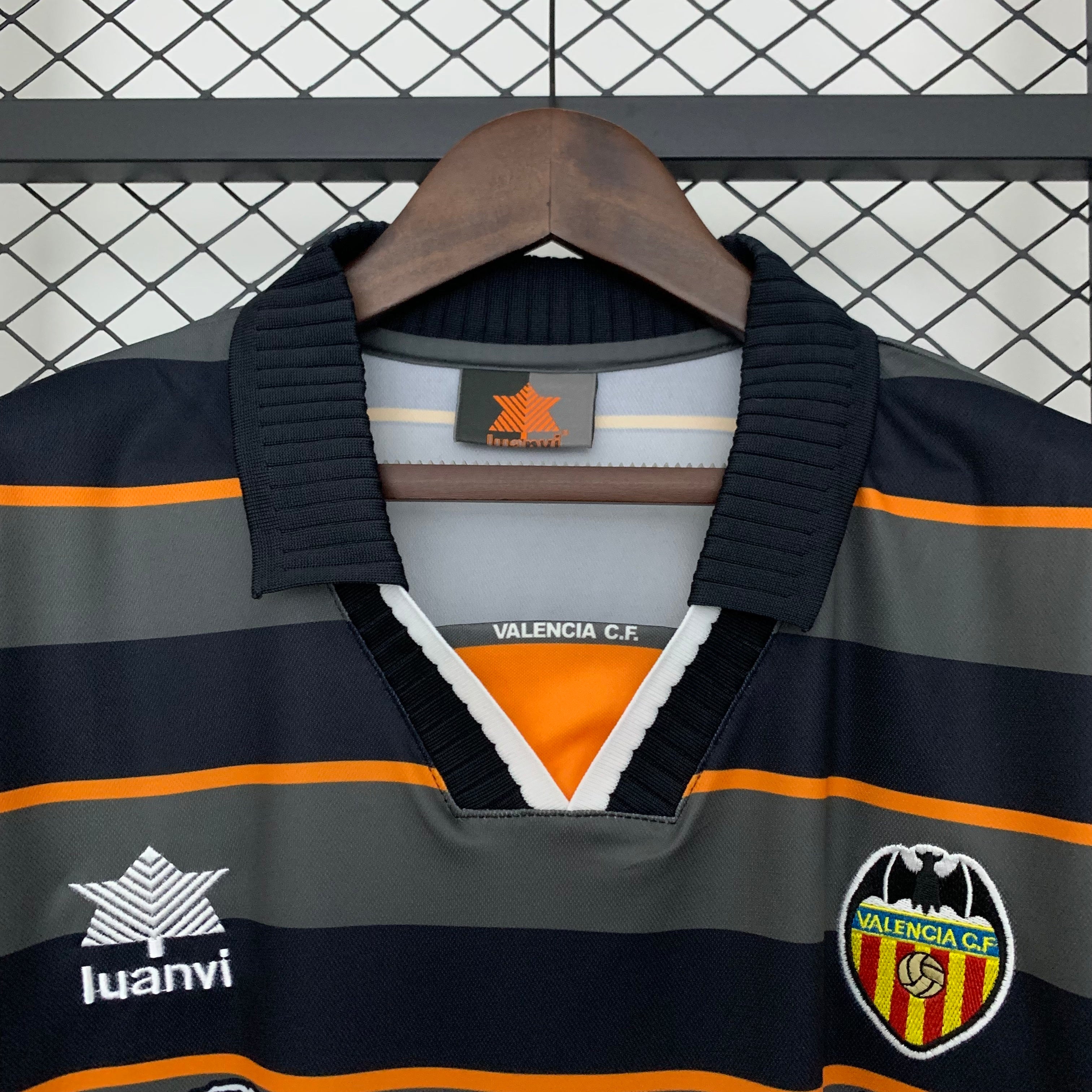 Valencia Away Retro 99/00