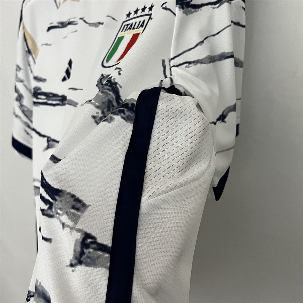 Italy Away 23/24