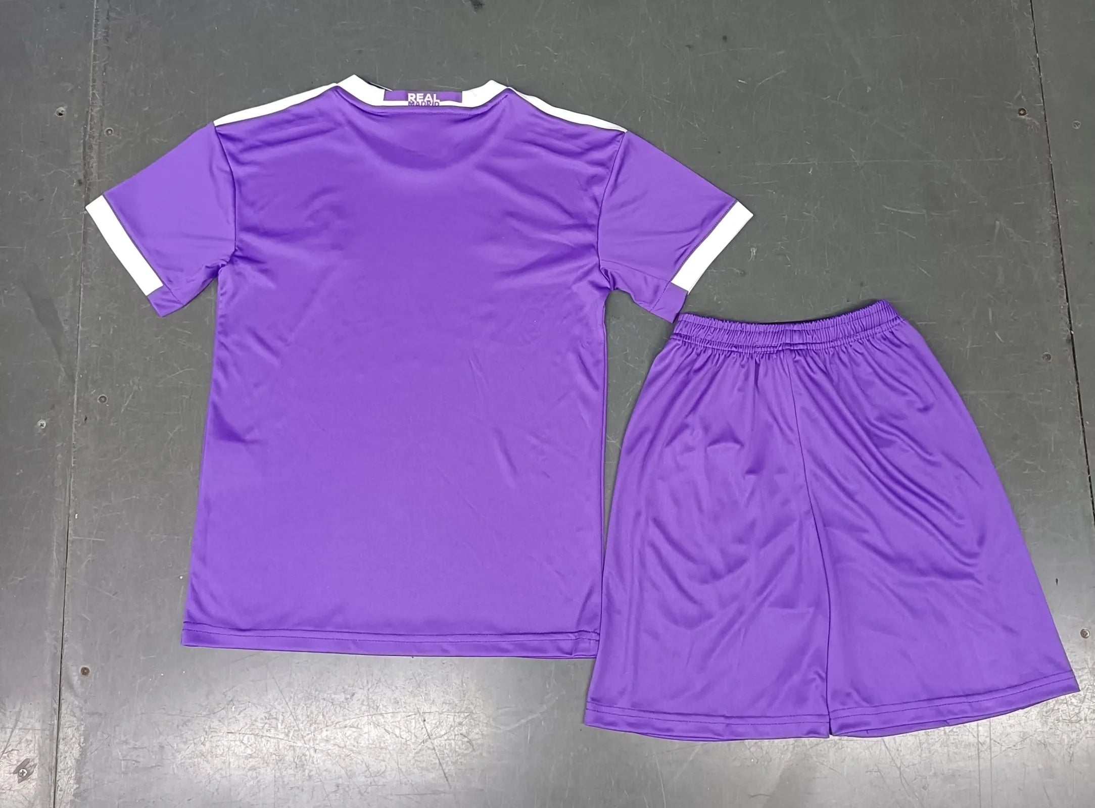 Real Madrid Retro KIDS 16/17