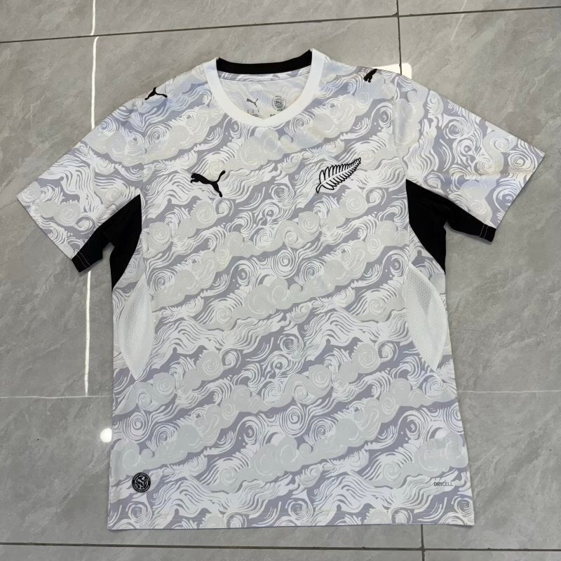 New Zealand Home 25/26