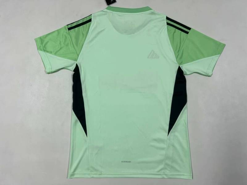 Newcastle Goalkeeper kit 25/26